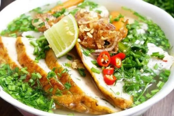 top-10-mon-an-ngon-noi-tieng-nhat-o-nha-trang-phan-1-